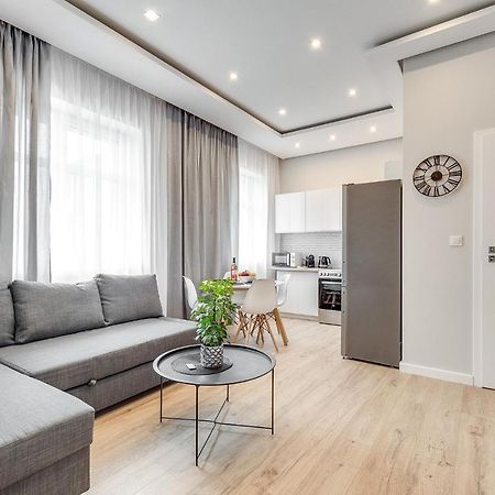 Central Platinum Apartments 28 Z Balkonem 雷布尼克 外观 照片